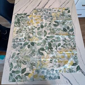 Set of two Pottery Barn Botanical Print King Pillow Shams crisp percale cotton